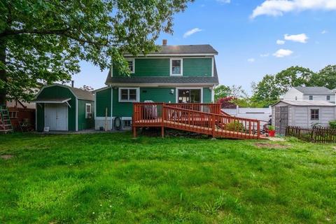57 Savoie St, Fall River, MA 02723 photo 4