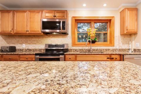 57 Savoie St, Fall River, MA 02723 photo 10