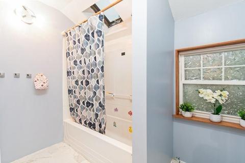 57 Savoie St, Fall River, MA 02723 photo 28