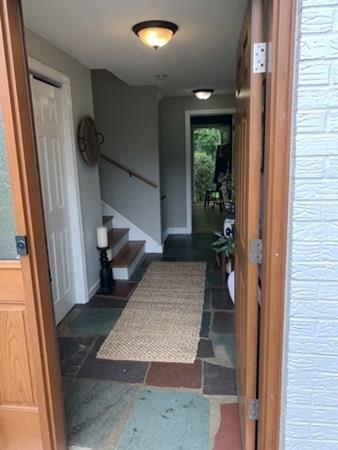 29 Longfellow Dr, Longmeadow, MA 01106 photo 9
