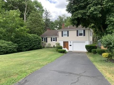 29 Longfellow Dr, Longmeadow, MA 01106 photo 1