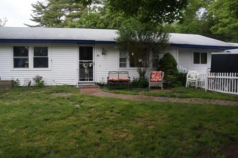 47 Camardo Dr, Wareham, MA 02571 photo 2