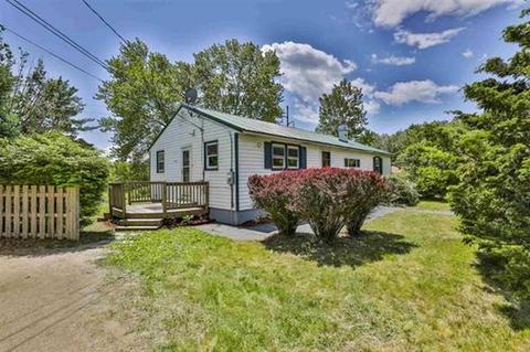 327 Whitehall Rd, Hooksett, NH 03106 photo 1