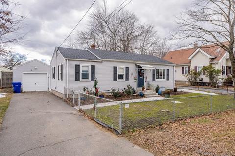 42 Stuart St, Springfield, MA 01119 photo 1