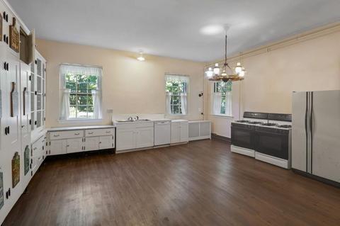 39 Clyde St, Brookline, MA 02467 photo 15