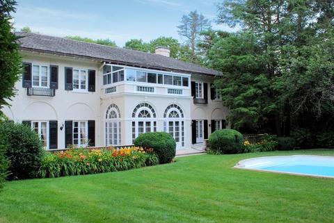 39 Clyde St, Brookline, MA 02467 photo 4