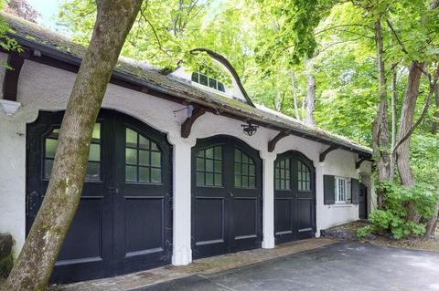 39 Clyde St, Brookline, MA 02467 photo 28