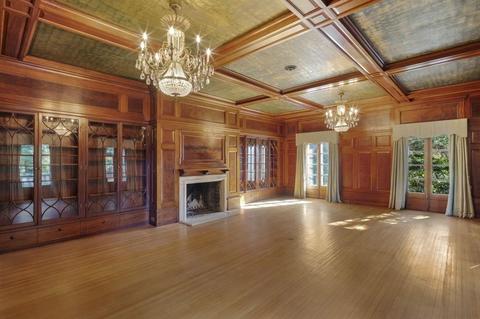 39 Clyde St, Brookline, MA 02467 photo 11