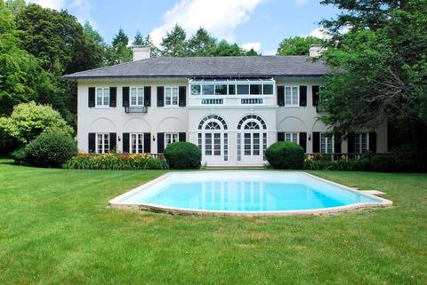 39 Clyde St, Brookline, MA 02467 photo 3