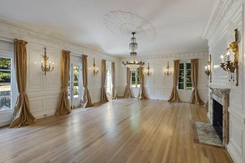 39 Clyde St, Brookline, MA 02467 photo 13