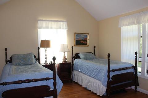 25 Mendon St, Upton, MA 01568 photo 18