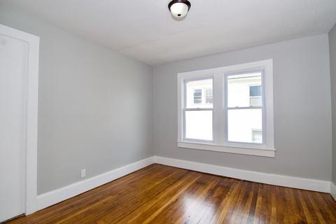 72 Clifton Ave, Springfield, MA 01105 photo 39