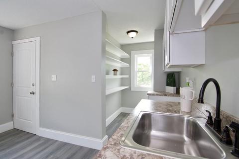 72 Clifton Ave, Springfield, MA 01105 photo 35