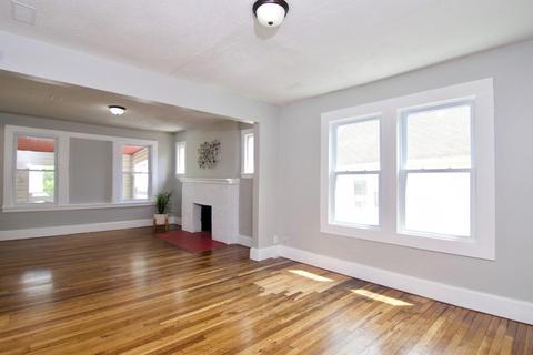 72 Clifton Ave, Springfield, MA 01105 photo 26