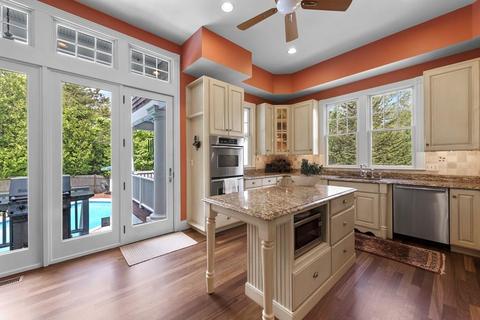 44 Dennett Rd, Marblehead, MA 01945 photo 7