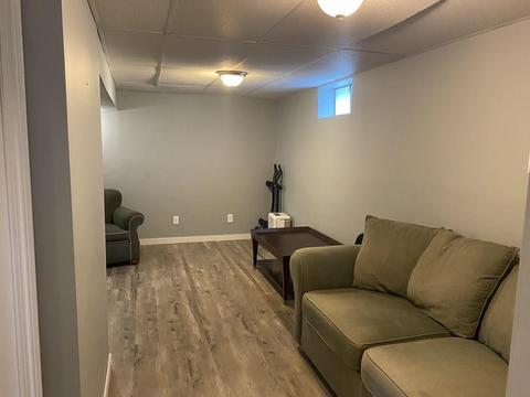 204 Lamont St, Springfield, MA 01119 photo 12