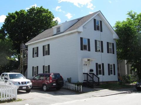 61 Townsend St, Worcester, MA 01609 photo 2