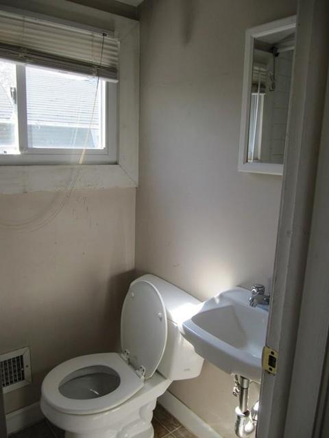 61 Townsend St, Worcester, MA 01609 photo 34