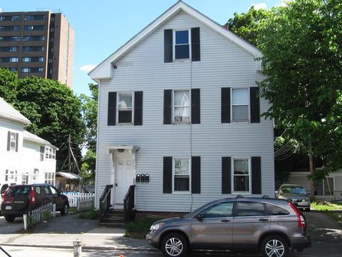 61 Townsend St, Worcester, MA 01609 photo 3