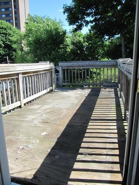 61 Townsend St, Worcester, MA 01609 photo 33