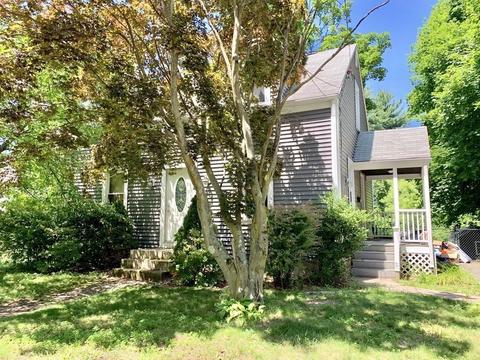 452 Maple Rd, Longmeadow, MA 01106 photo 2