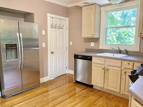 452 Maple Rd, Longmeadow, MA 01106 photo 8