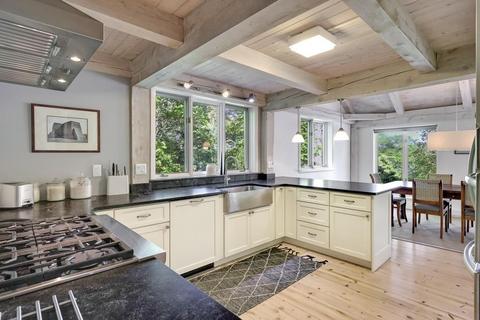 69 Crescent Rd, Mashpee, MA 02649 photo 12