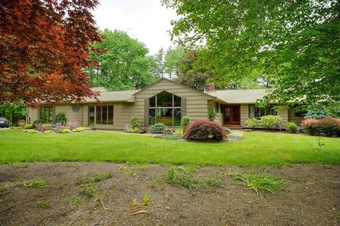 30 Everett St, Norfolk, MA 02056 photo 3