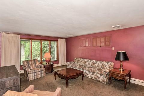 77 Fedak Dr, Chicopee, MA 01013 photo 11