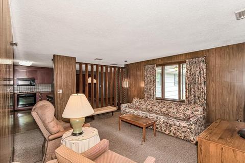 77 Fedak Dr, Chicopee, MA 01013 photo 14