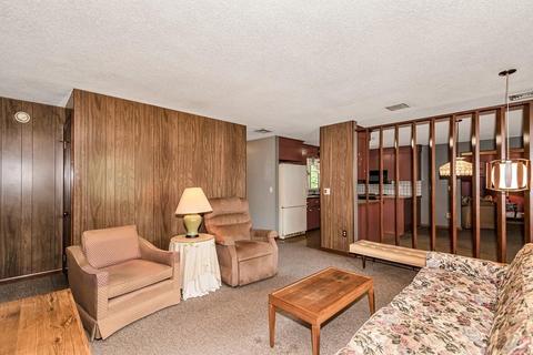 77 Fedak Dr, Chicopee, MA 01013 photo 13