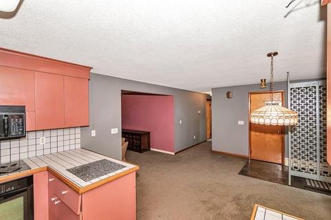 77 Fedak Dr, Chicopee, MA 01013 photo 7