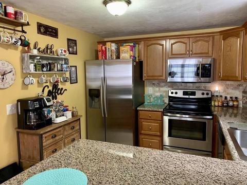 7 Honeysuckle Rd, Worcester, MA 01607 photo 5