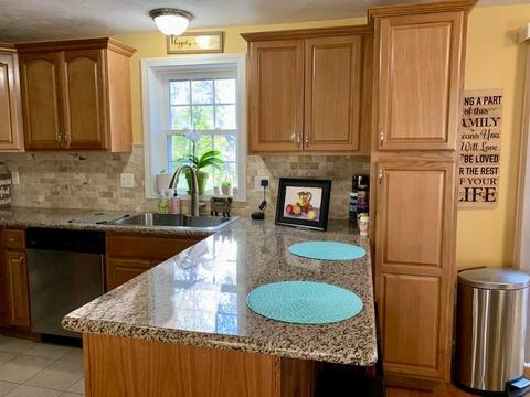 7 Honeysuckle Rd, Worcester, MA 01607 photo 3