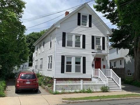 29 Pine St, Stoneham, MA 02180 photo 1