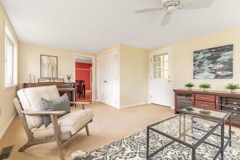 17 Dudley St, Reading, MA 01867 photo 18