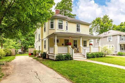 17 Dudley St, Reading, MA 01867 photo 3
