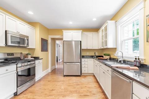 17 Dudley St, Reading, MA 01867 photo 14