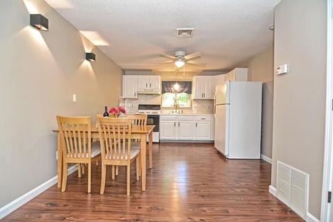5455 N Main #9C, Fall River, MA 02720 photo 1