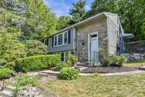 146 Vincent Rd, Dedham, MA 02026 photo 2