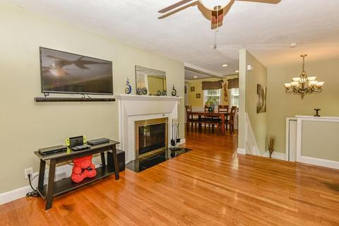 146 Vincent Rd, Dedham, MA 02026 photo 8