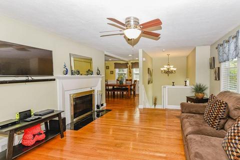 146 Vincent Rd, Dedham, MA 02026 photo 10