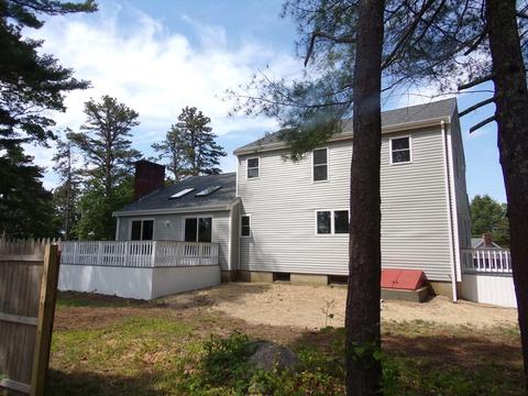 14 Rosepoint Ave, Wareham, MA 02576 photo 4