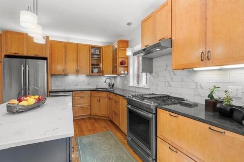 30 Beals St, Brookline, MA 02446 photo 19