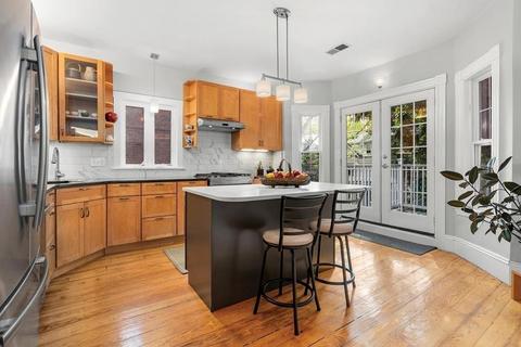 30 Beals St, Brookline, MA 02446 photo 17