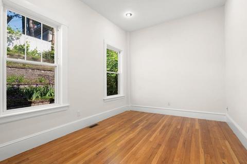 30 Beals St, Brookline, MA 02446 photo 5