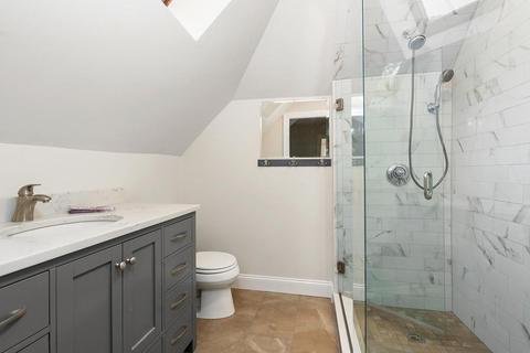 30 Beals St, Brookline, MA 02446 photo 28