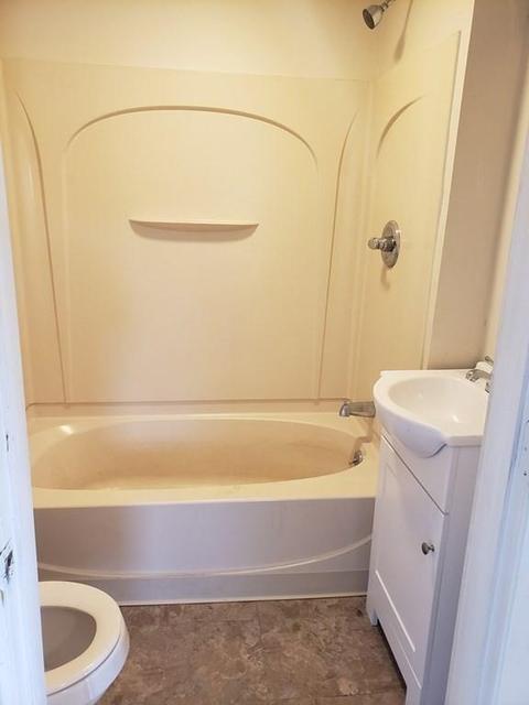 25 Andrew St, Springfield, MA 01109 photo 4