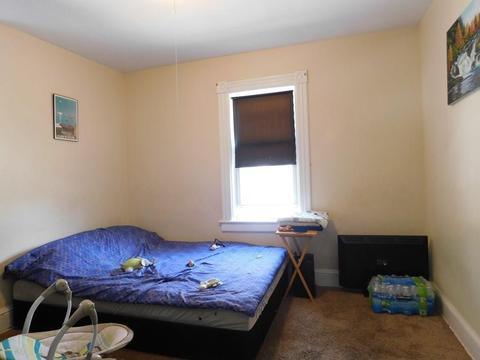 8 Washington St, Springfield, MA 01108 photo 13