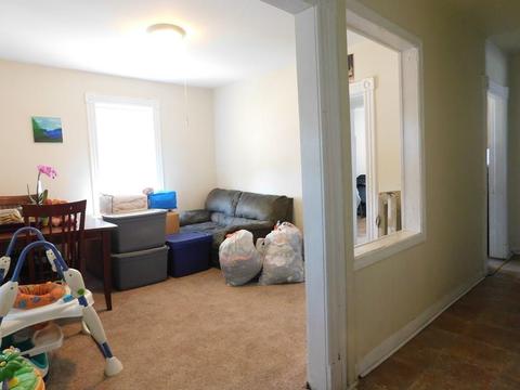8 Washington St, Springfield, MA 01108 photo 12